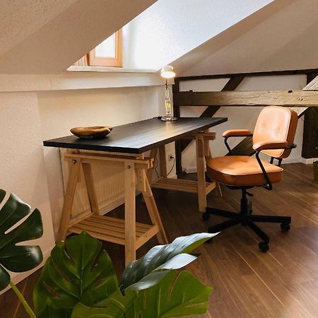 Yourfavoritebed Designapartment Im Zentrum 10 Zwickau Buitenkant foto