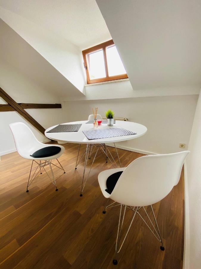 Yourfavoritebed Designapartment Im Zentrum 10 Zwickau Buitenkant foto